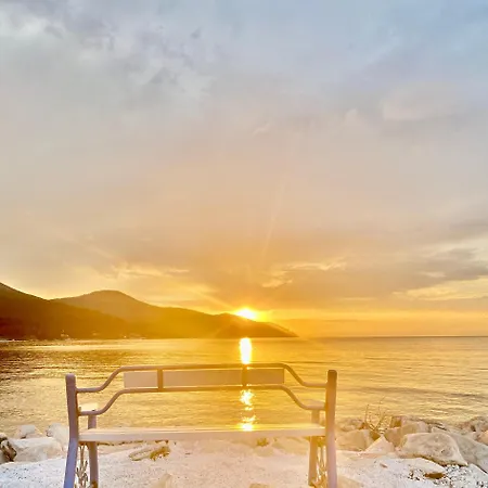 Daisy House Golden Area Tatil Evi Potamia (Thasos)