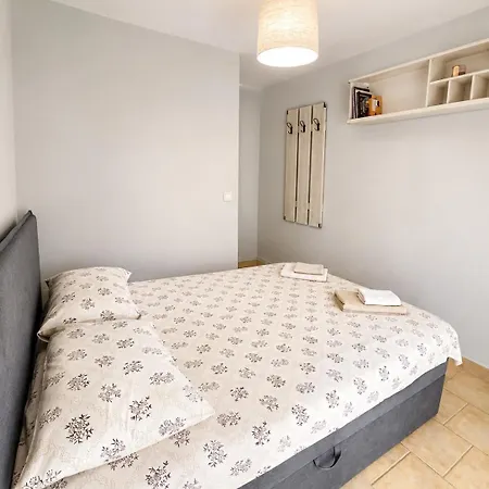 Daisy House Golden Area Tatil Evi Potamia (Thasos)