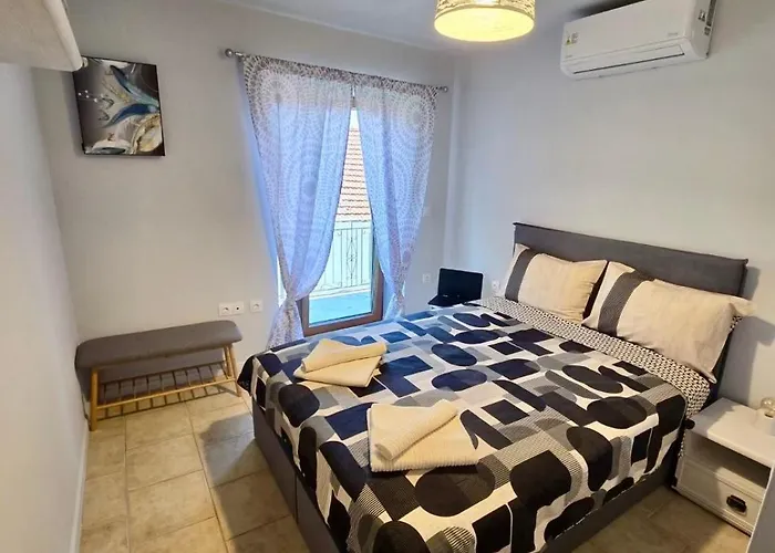 Daisy House Golden Area *